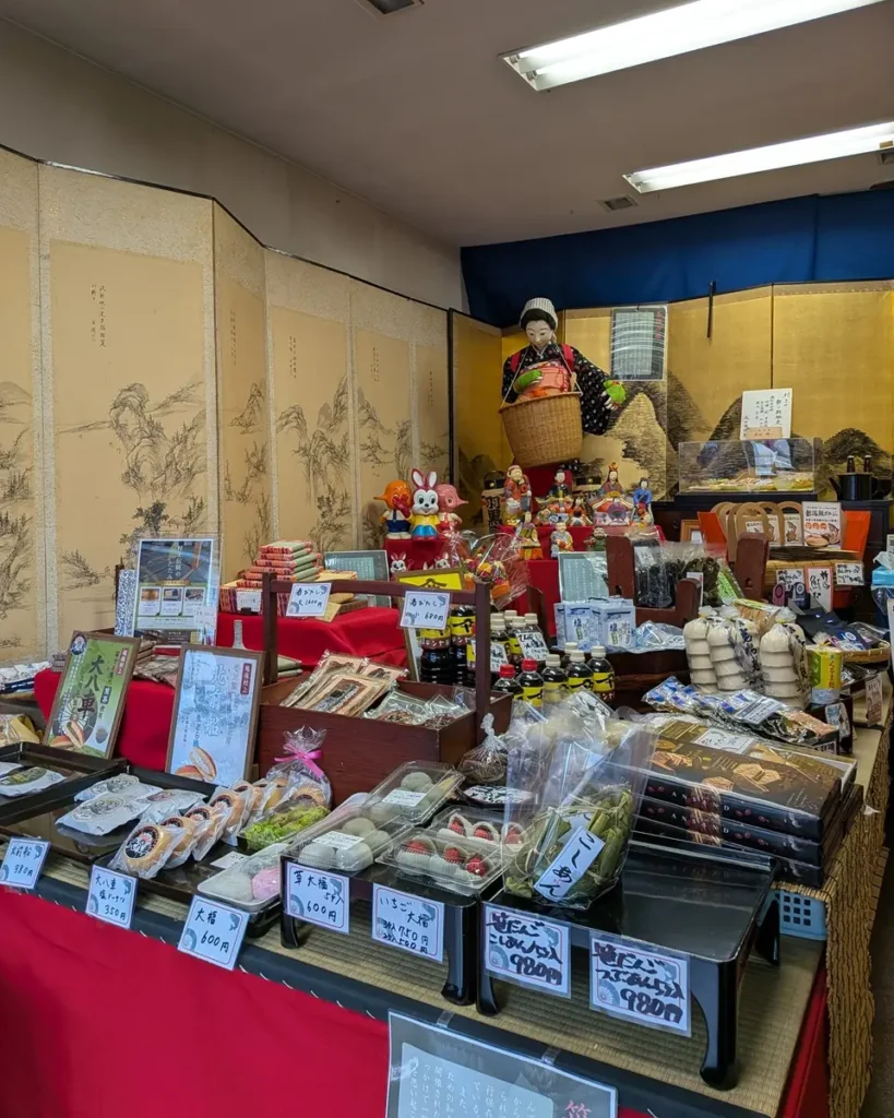 村上のうまいものが幅広く揃っていました。