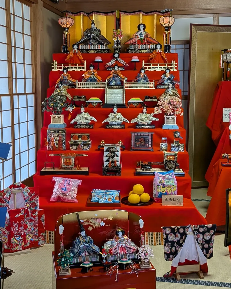 嵯峨びなの七段飾り