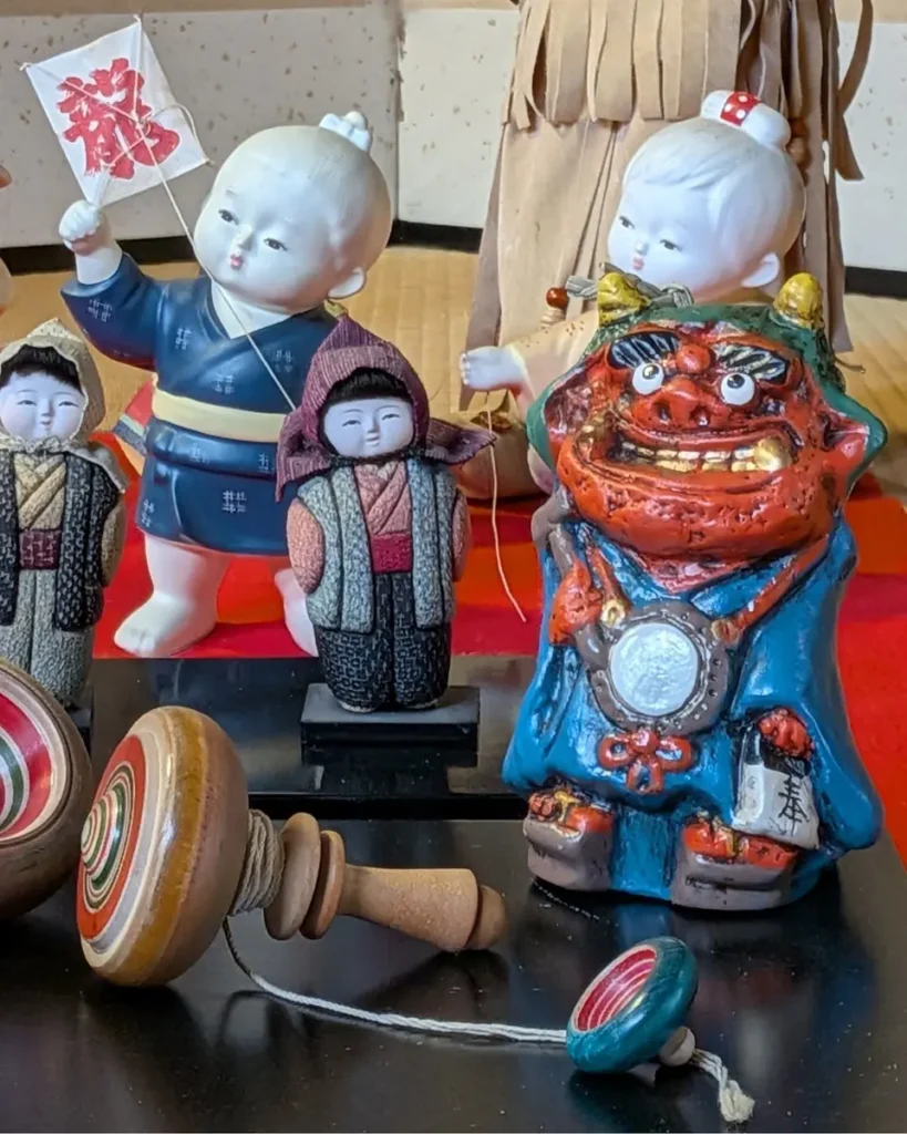 愛嬌のある鬼の寒念仏人形