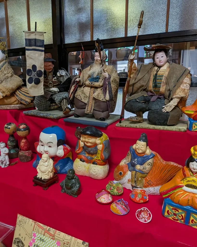 武者人形、福助人形、布袋・恵比寿・大黒